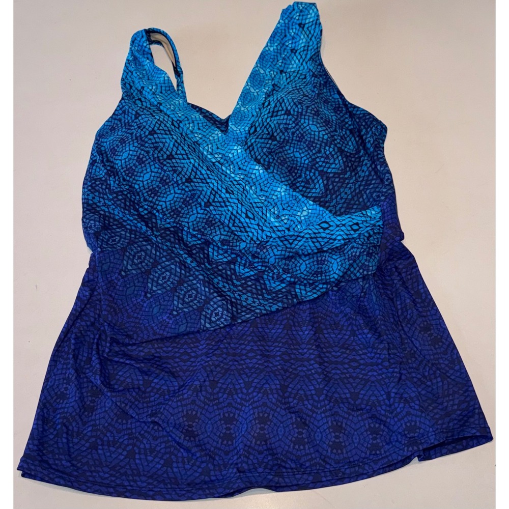 Lands End Blue Ombre Geometric Surplice Tankini Top Adjustable Straps Size 16